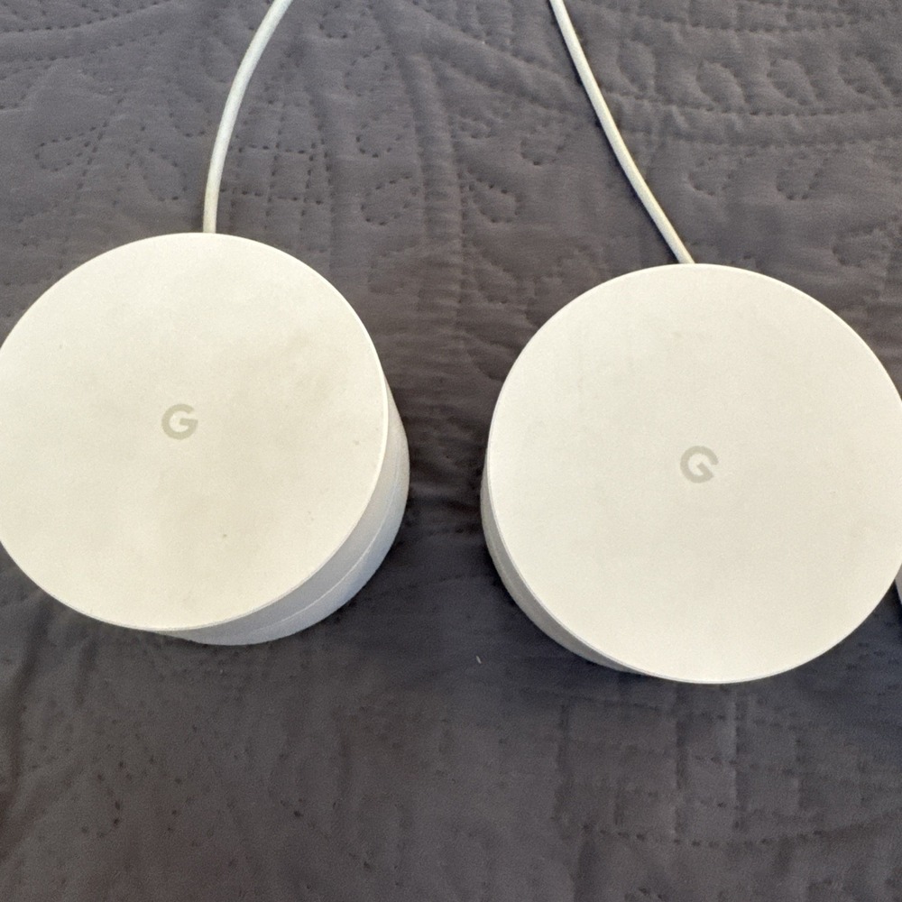 Google WiFi Mesh System AC1304 4 Pack White Dual Band Wireless Router Set - Picture 3 of 5